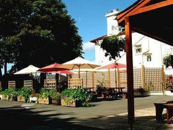 The Railway Inn Galmpton Exterior foto